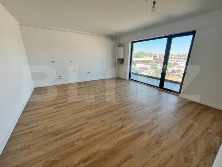 Apartament 2 camere, finisat lux, bloc nou, zona strada Libertatii - 1
