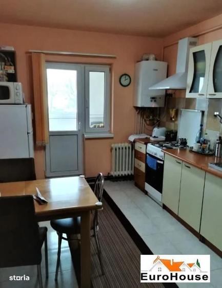 Apartament cu 2 camere decomandat în Tolstoi