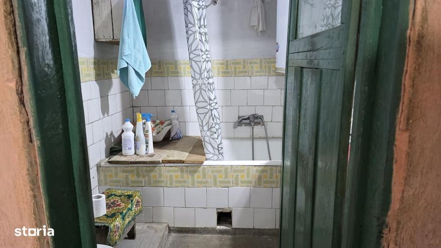 Casa + teren 420 mp la 10 minute de centru - 1