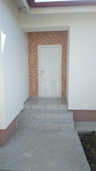 Casă individuală cu 3 camere cu Teren 410 Mp în Berceni