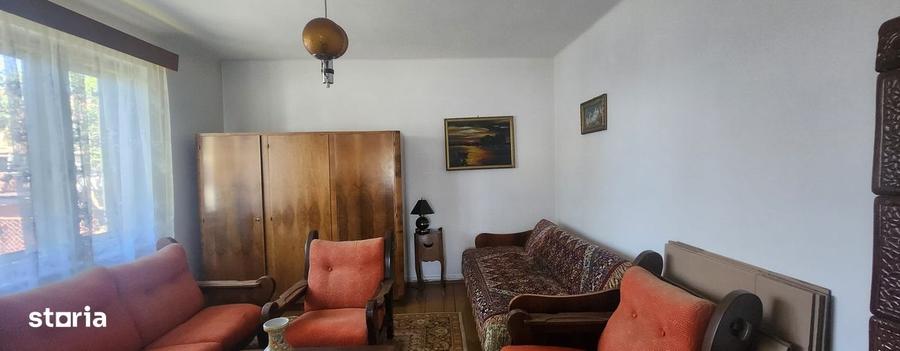 Casa in Str. Vanatorilor nr.66 in Rasnov,S+P+pod,4 camere,teren 500 mp - 2