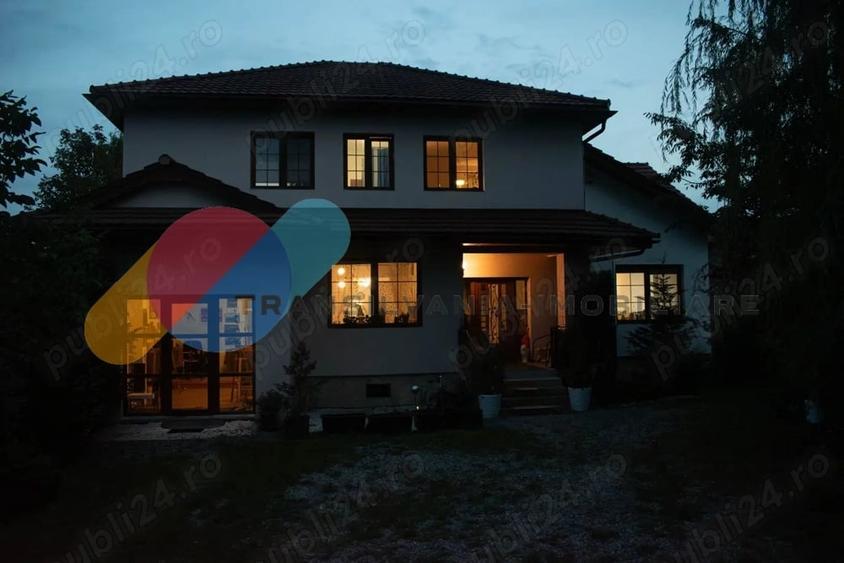 Casă individuală cu 6 camere cu Canalizare în Bună Ziua