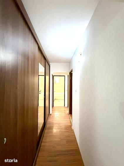 Apartament 3 camere 70 mp etaj 1 cu doua balcoane bloc izolat Bradet - 8