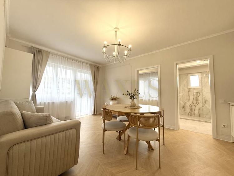 Apartament cu 3 camere semidecomandat, mobilat în Florești — fotografia 1
