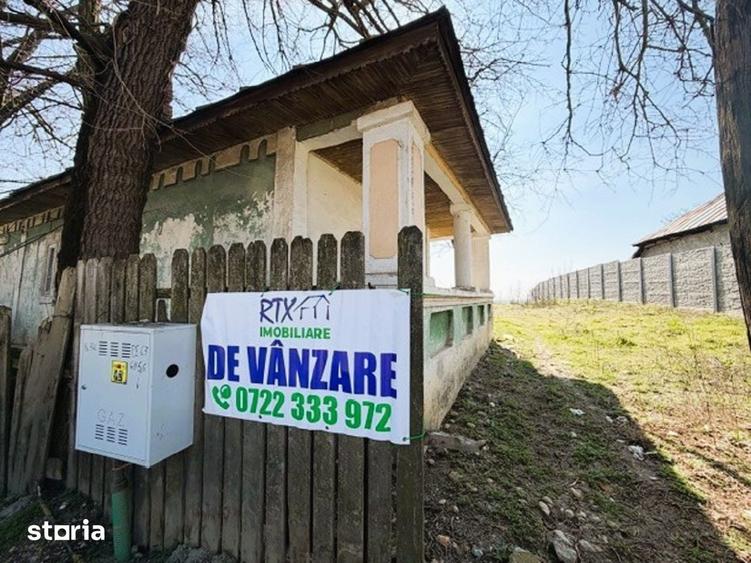 Casă cu 5 camere cu Teren 1490 Mp în Curtișoara