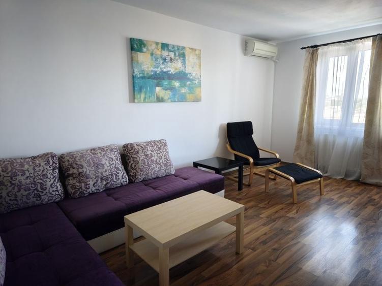 Apartament cu 2 camere decomandat în Spitalului