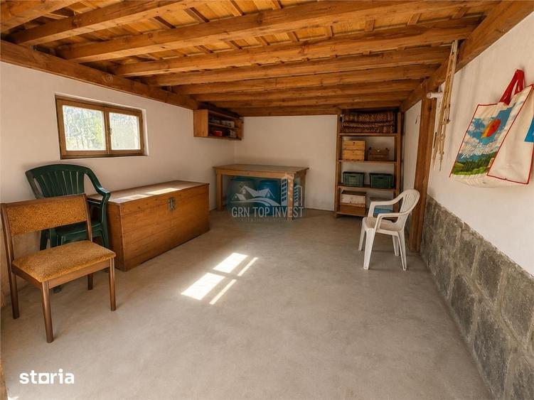 Casă cu 5 camere decomandat cu Teren 545 Mp în Reșița