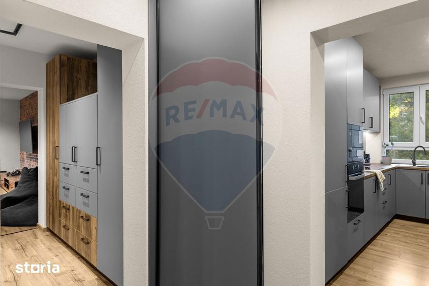 Apartament cu 2 camere, mobilat în Central