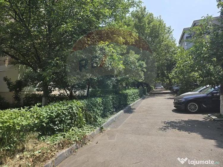 Garsonieră decomandată în Calea Severinului
