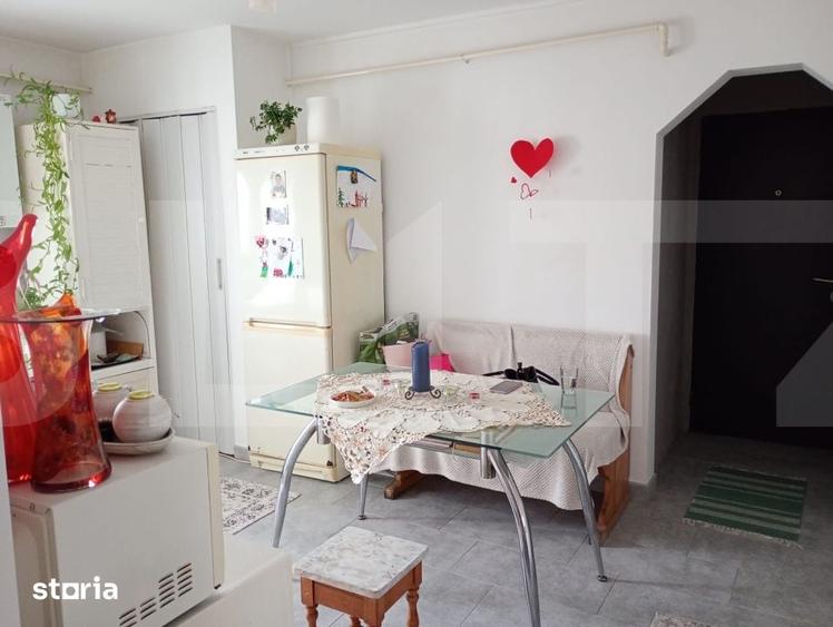 Apartament cu 2 camere semidecomandat în Simeria