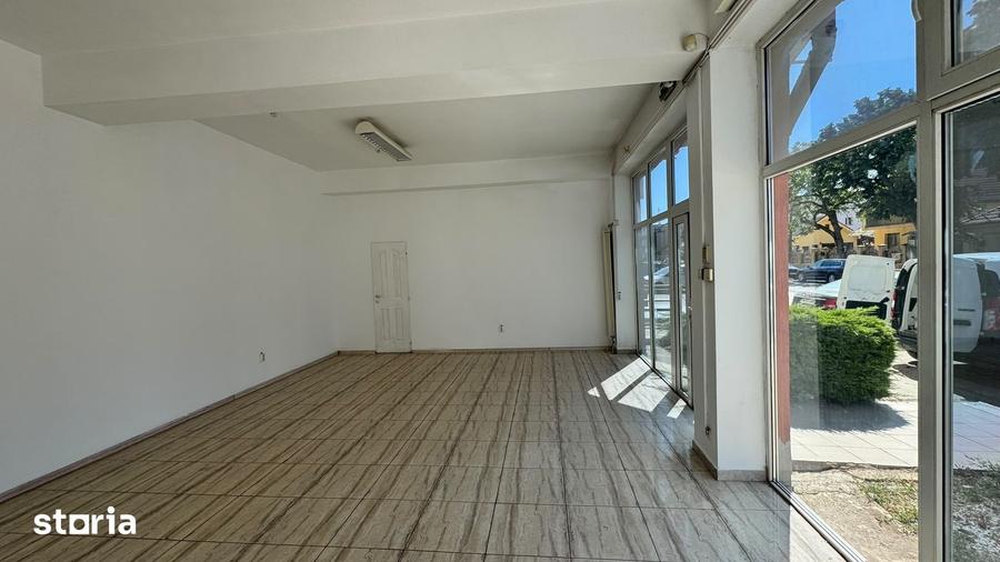 Spațiu comercial, de 161 mp, în Iosia