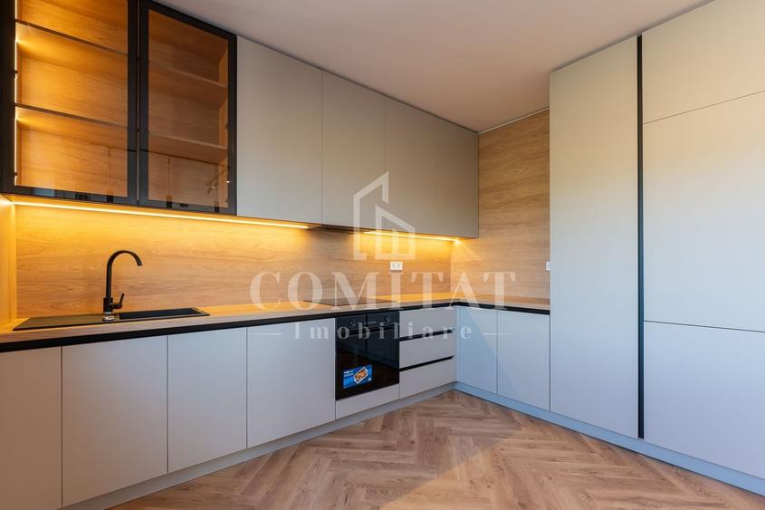 Duplex cu 4 camere cu Canalizare în Chinteni