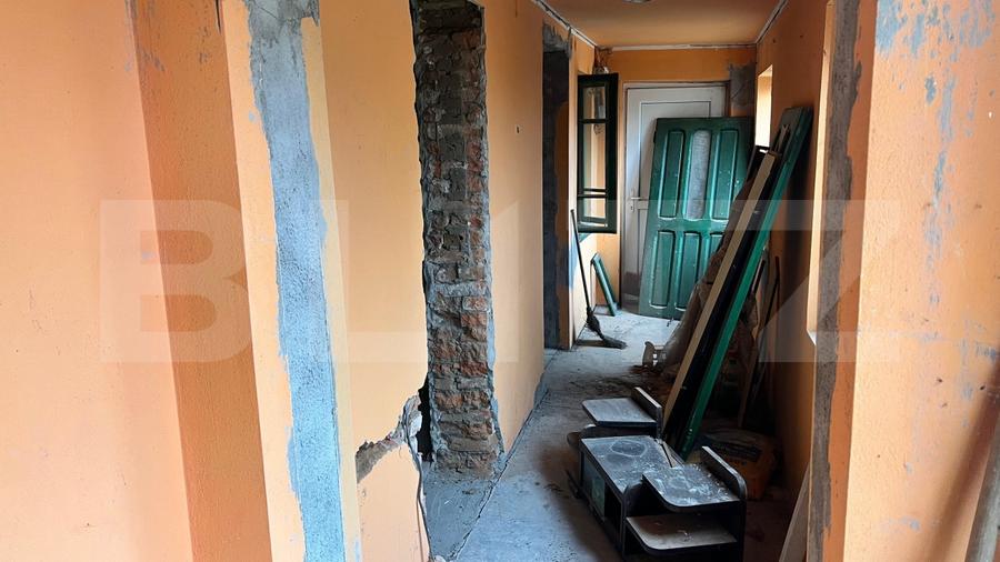 Casă individuală cu 4 camere cu Canalizare în Nord-Vest