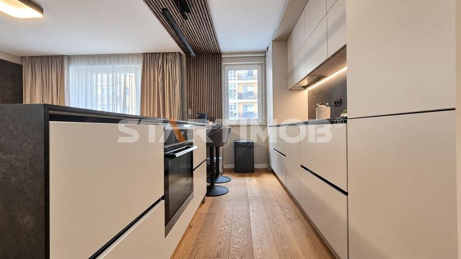 Apartament cu 2 camere decomandat, mobilat în Tractorul