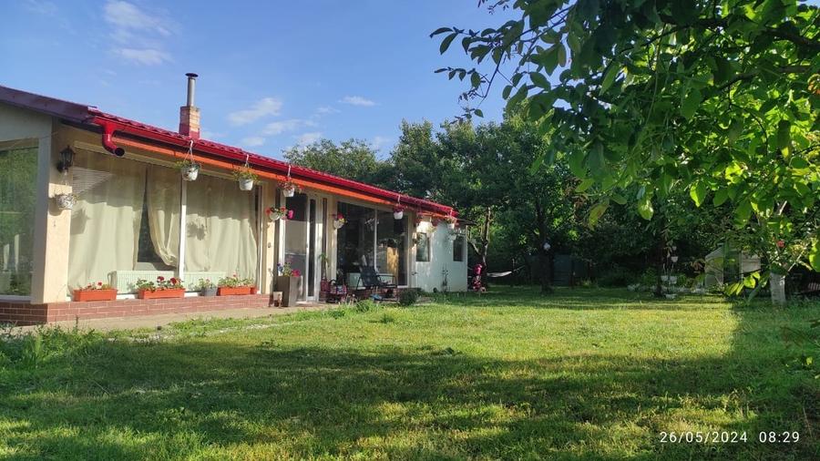 Casă individuală cu 2 camere cu Teren 1000 Mp în Moșnița Nouă