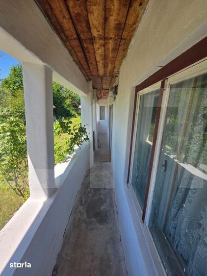 Casă cu 3 camere cu Teren 856 Mp în Catalina