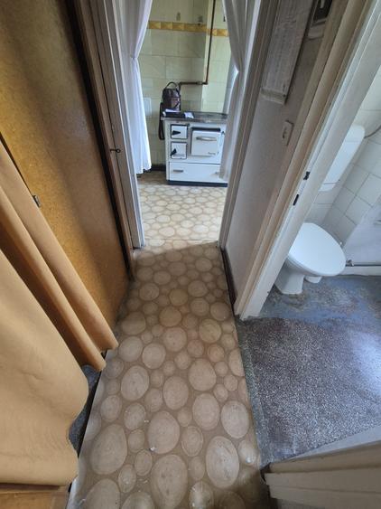 Apartament cu 2 camere decomandat în Cornișa