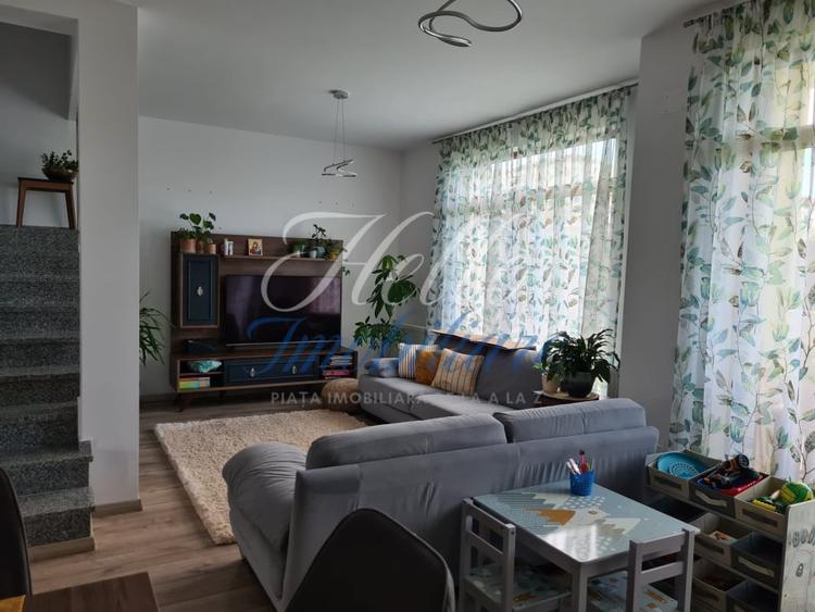 Duplex cu 4 camere cu Canalizare în Borhanci