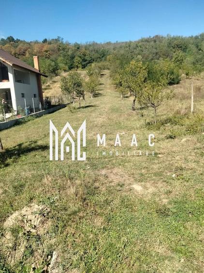 Teren Construcții intravilan de 2200 mp, în Tepșenari