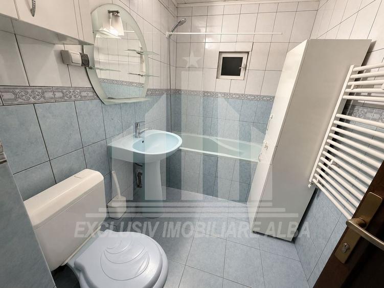 Apartament cu 2 camere decomandat, mobilat în Cetate