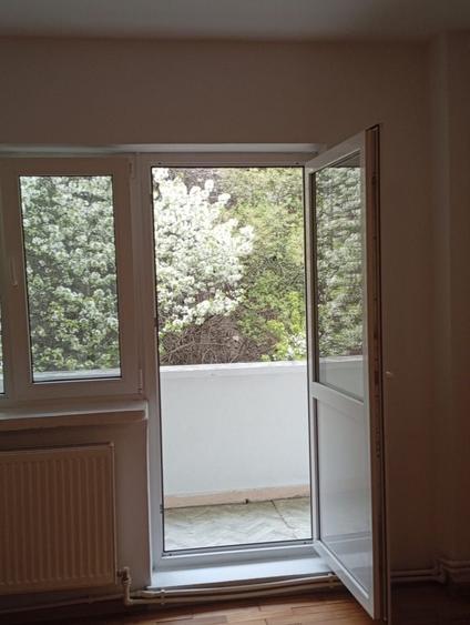 Apartament cu 2 camere decomandat în Ciritei