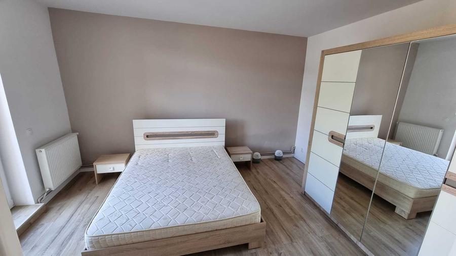 Casă cu 3 camere cu Teren 400 Mp în Gruia