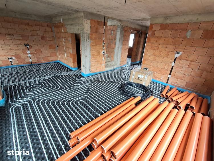 Casă cu 5 camere cu Teren 500 Mp în Chinteni
