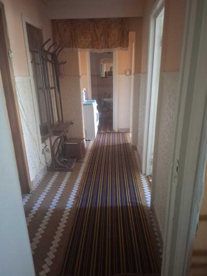 Apartament cu 4 camere semidecomandat în Central