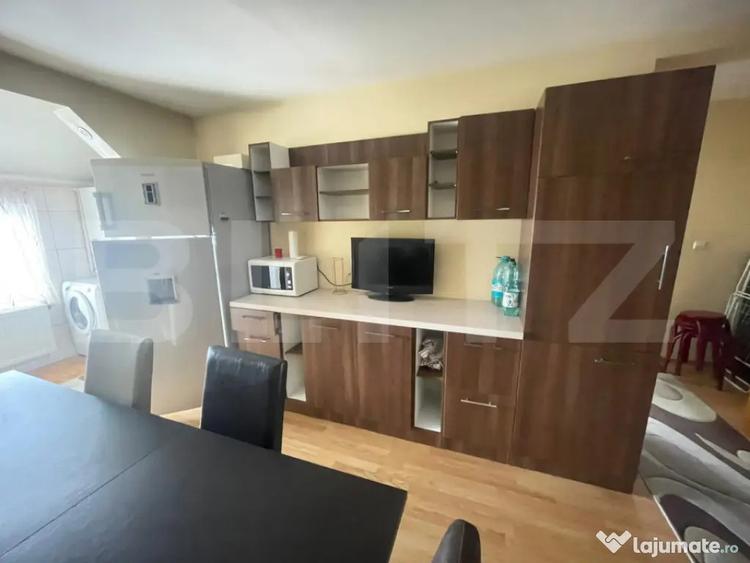 Apartament cu 3 camere decomandat în Nord