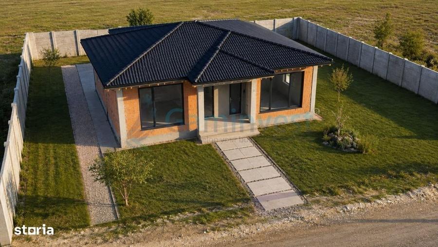 Casa la rosu de vanzare in Santandrei, langa Oradea,Gaminvest,V4704A - 1