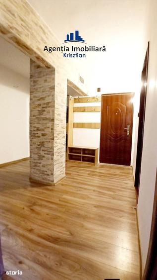 Apartament cu 4 camere decomandat în Burdea