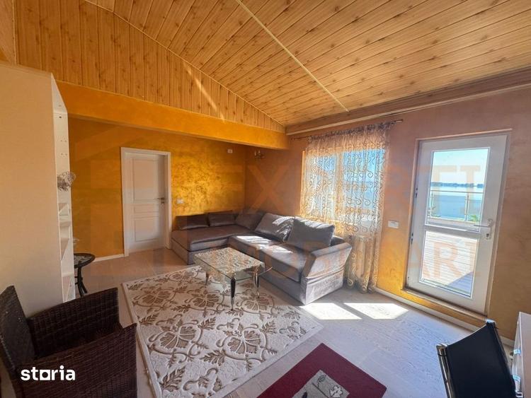 Casă cu 7 camere cu Teren 400 Mp în Central
