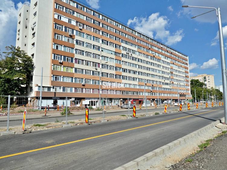 Apartament 3 camere bloc reabilitat aproape de metroul Raul Doamnei - 1
