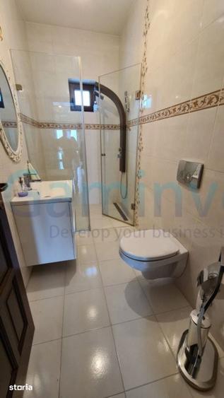 Casă cu 5 camere cu Teren 1800 Mp în Spitalul Județean