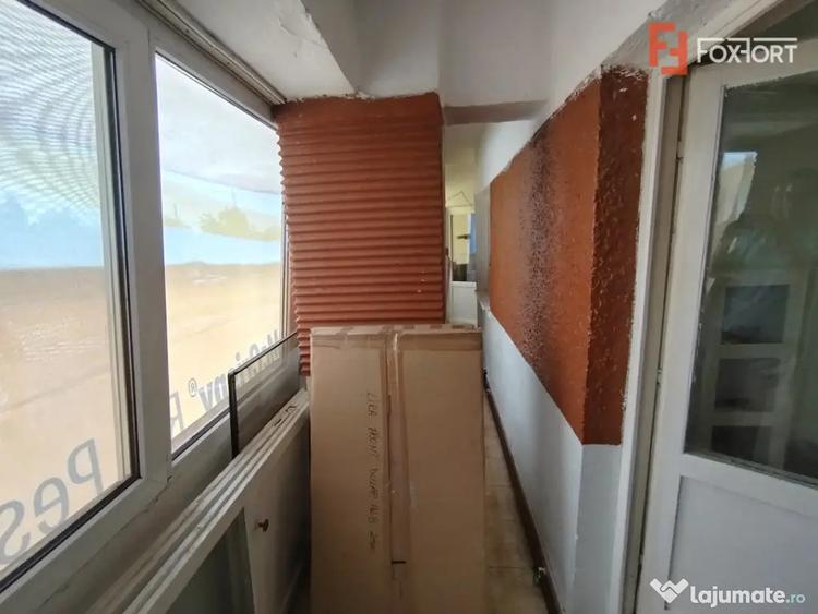 Apartament cu 4 camere decomandat în Șagului