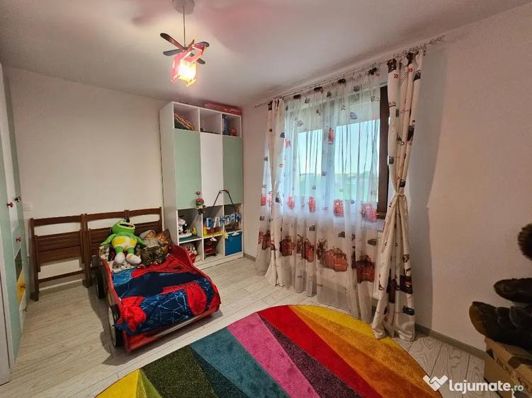 Vila cu 5 camere si teren propriu, metrou Anghel Saligny - 3