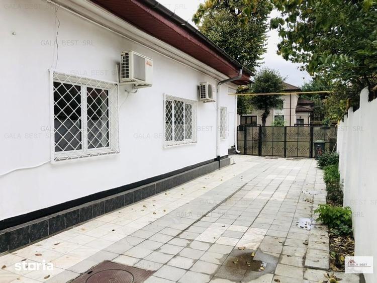 Casă cu 5 camere cu Teren 150 Mp în Vatra Luminoasă