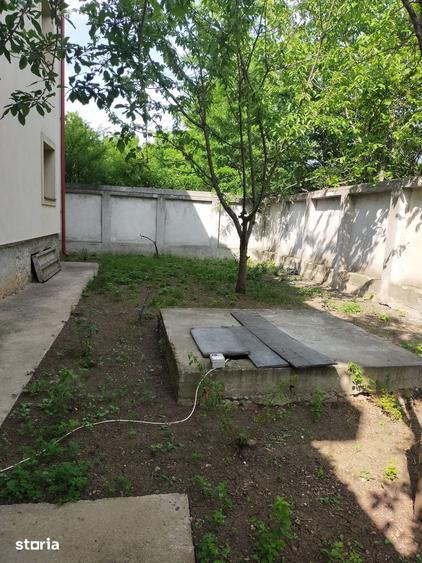 Casă cu Teren 970 Mp în Brănești