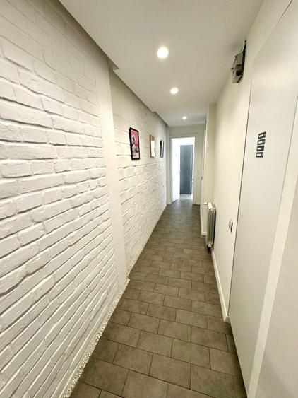 Apartament cu 3 camere în Calea Victoriei