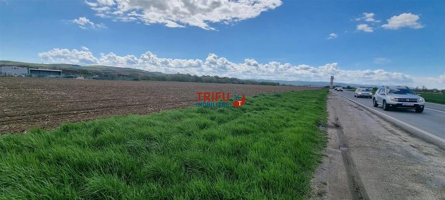 Teren Construcții intravilan de 90000 mp, în Periferie