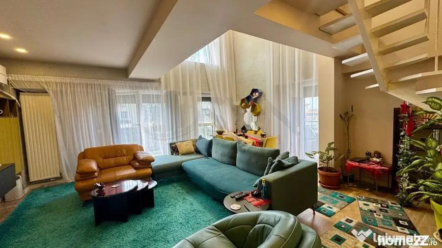 Apartament cu 3 camere decomandat în Aviației