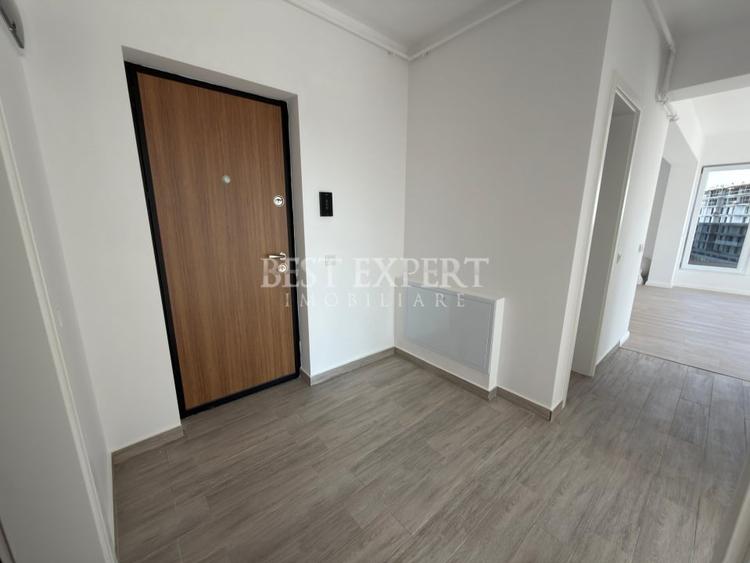 Apartament cu 3 camere semidecomandat în Theodor Pallady