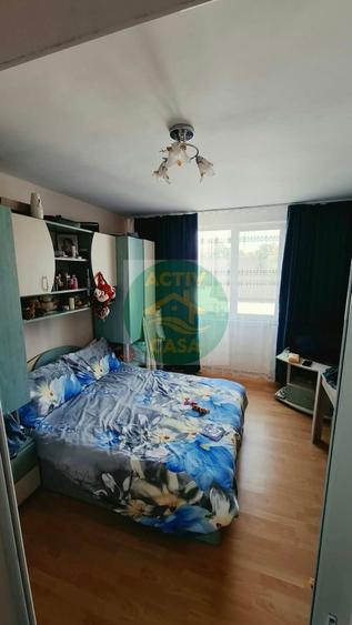 Garsonieră circulară în Est