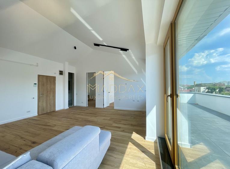 Apartament cu 4 camere decomandat, mobilat în Domenii