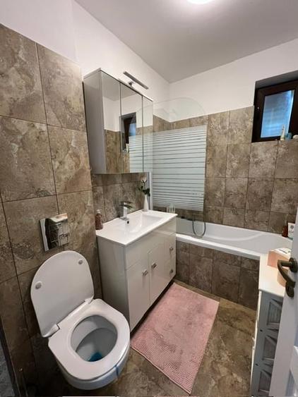 Apartament cu 3 camere în Valea Roșie