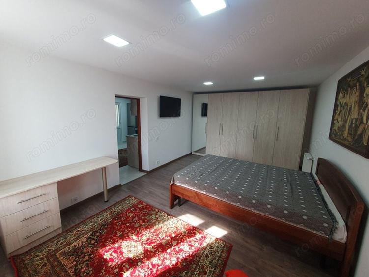 Garsonieră decomandată în Domenii