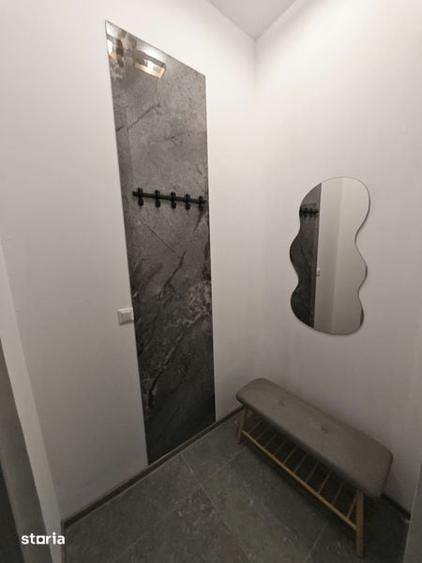 Apartament cu 3 camere în Micro 16