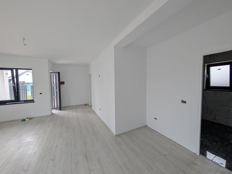 Casă individuală cu 3 camere cu Teren 400 Mp în Nord
