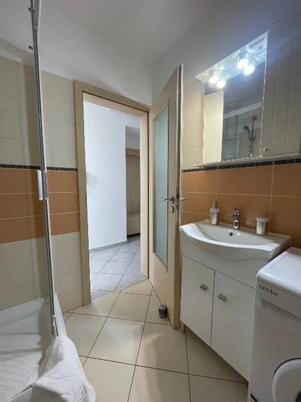 Apartament cu 2 camere semidecomandat în Lipovei