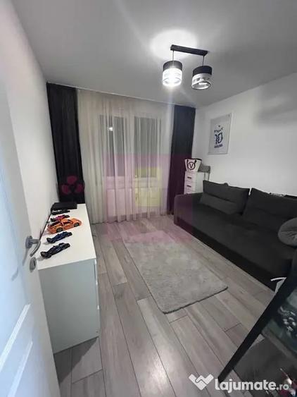 Apartament cu 3 camere decomandat în Liviu Rebreanu